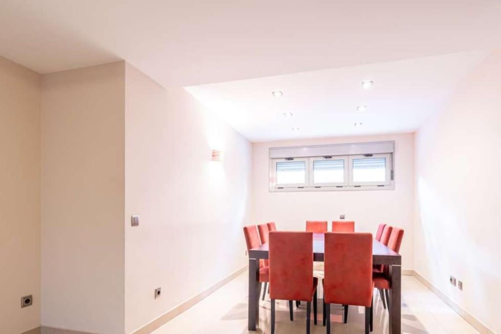 Impresionante Apartamento De 4 Dormitorios 3 Banos Y 2 Plazas De Garaje Madrid Dış mekan fotoğraf
