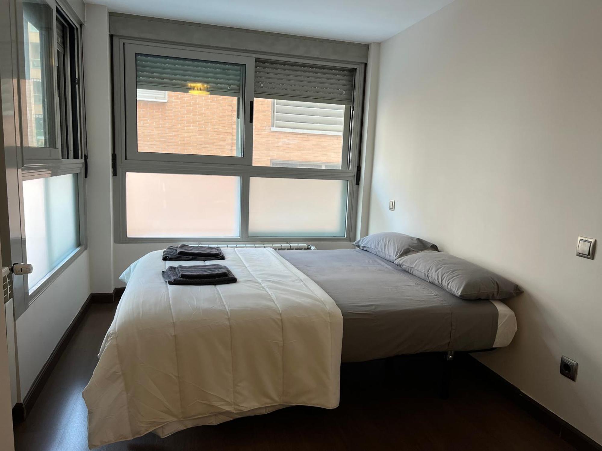 Impresionante Apartamento De 4 Dormitorios 3 Banos Y 2 Plazas De Garaje Madrid Dış mekan fotoğraf
